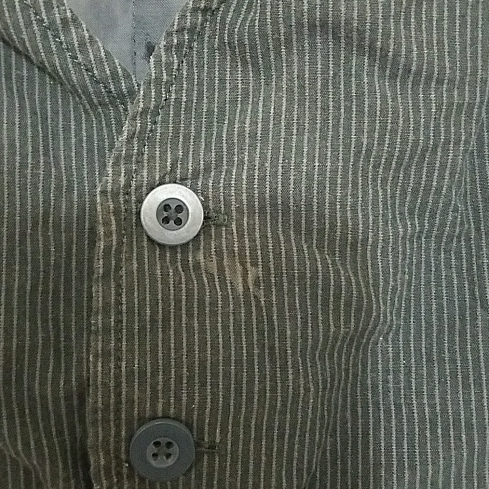 Vest - Picture 4 of 4